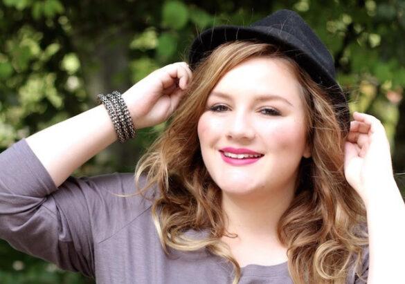 Plus Size Bloggerin - incurvy stellt Theodora Flipper vor - lässiger Style