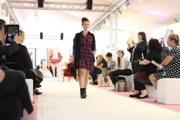 Teil 3: Bildergalerie! Große Größen Trends – auf der „curvy“