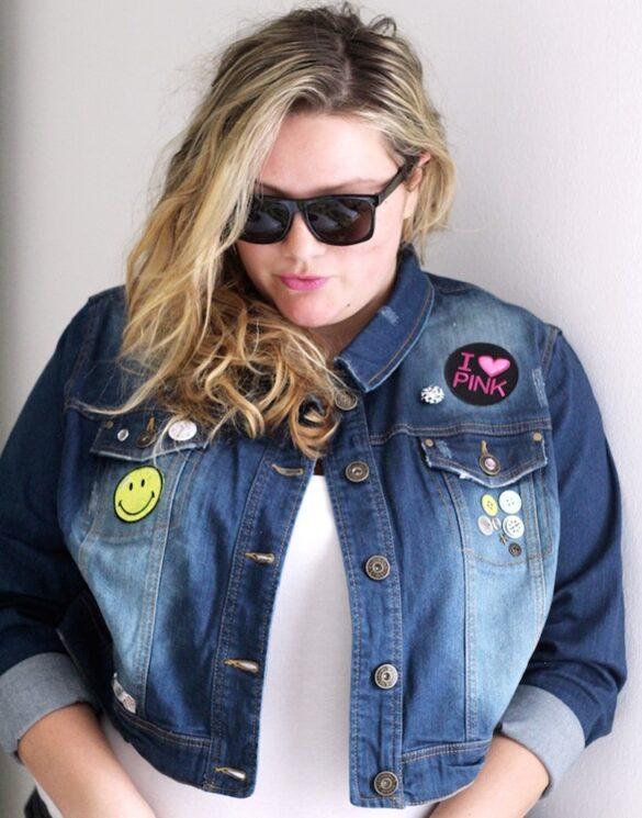 DIY: Alte Jeansjacke einfach neu gestalten - mit Knöpfen!