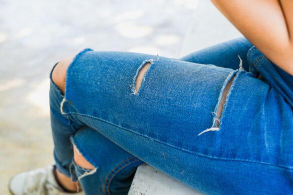 So stylst du Destroyed Jeans große Größen!