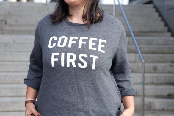 Ausgefallene Shirts große Größen kombinieren - so geht's!
