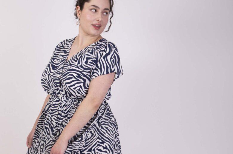 Kleid in Übergröße tragen als Hochzeitsgast